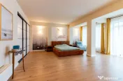 Casă / Vilă de vanzare cu 7 camere în Vatra Luminoasa, metrou, parc 