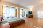 Casă / Vilă de vanzare cu 7 camere în Vatra Luminoasa, metrou, parc 