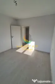 Vanzare ap 3 camere etaj 2 centrala, 2 bai 65 mp