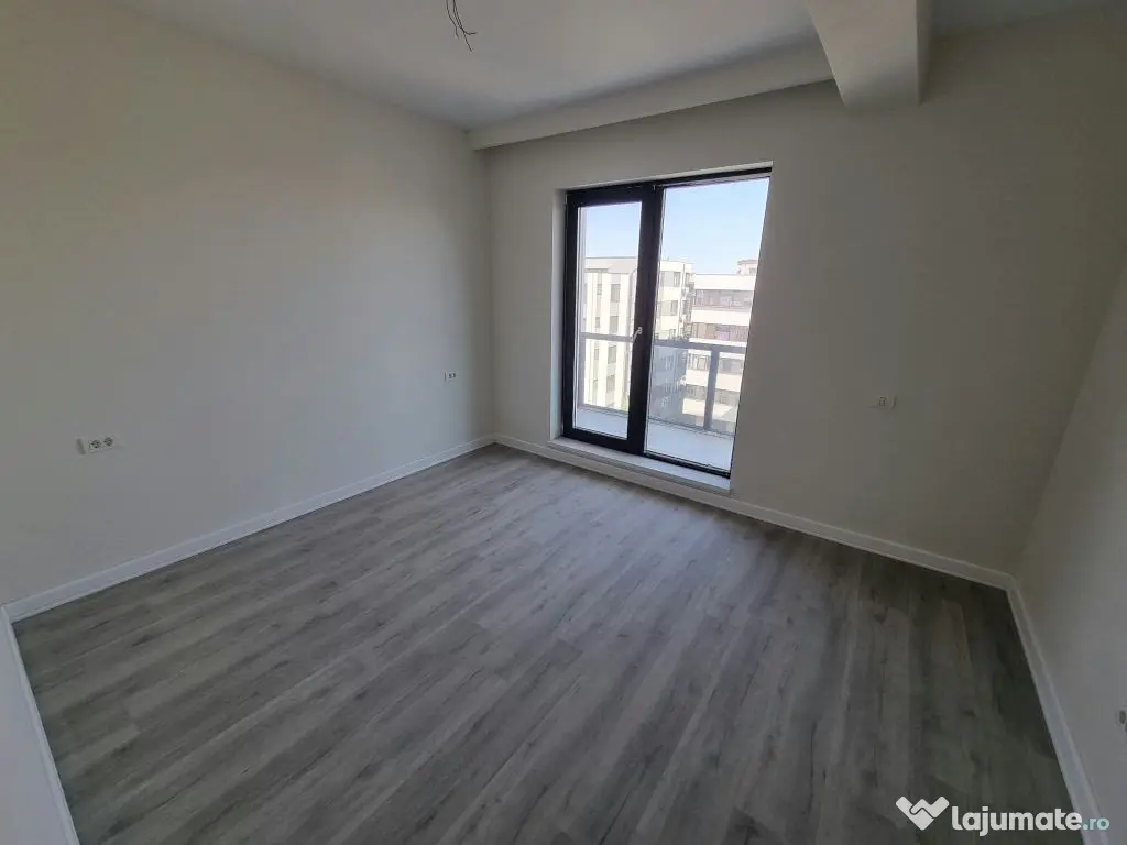 Tomis plus - apartament 3 camere cu loc de parcare inclus - Constanta (Constanta)