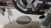 Se vinde ambarcațiune SEA RAY 230 
