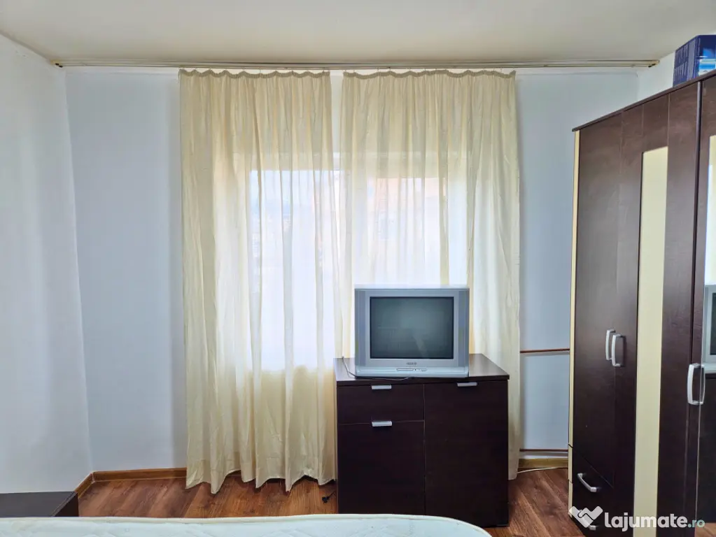 APARTAMENT 2 CAMERE | DECOMANDAT | 52 MP | STR. DOCTOR HACMA - Ramnicu Valcea (Valcea)