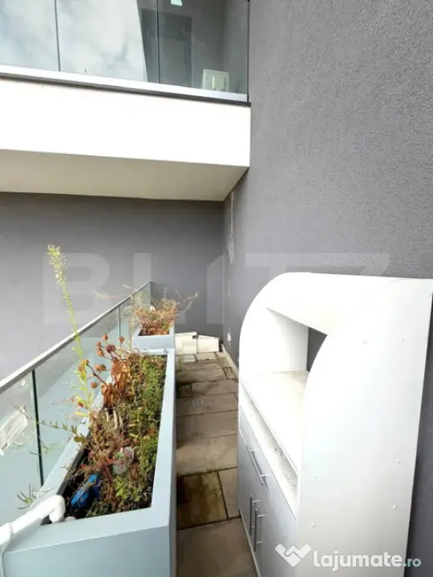 Apartament 3 camere, 62 mp, terasa, Complex Seasons Frunzisu - Cluj-Napoca (Cluj)