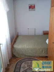 Inel 2, de inchiriat apartament 4 camere, etaj 1, mobilat, gaze 