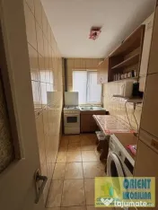 Inel 2, de inchiriat apartament 4 camere, etaj 1, mobilat, gaze 