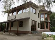 Casa de vanzare 6 camere in Valea Calugareasca, Judetul PRAH 