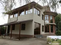 Casa de vanzare 6 camere in Valea Calugareasca, Judetul PRAH 