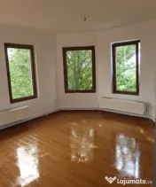 Casa de vanzare 6 camere in Valea Calugareasca, Judetul PRAH 
