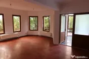 Casa de vanzare 6 camere in Valea Calugareasca, Judetul PRAH 