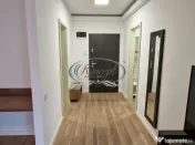 Apartament cu o camera si terasa, Iris