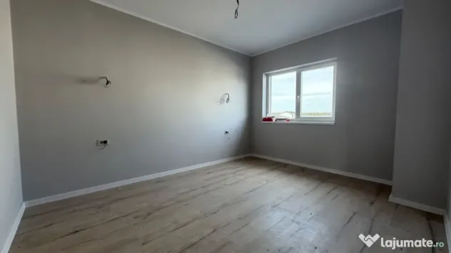 Duplex Despartit | Curte mare | Pozitie buna | Toate utilita - Mosnita Veche (Timis)