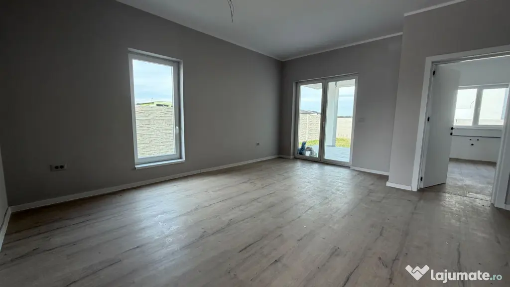 Duplex Despartit | Curte mare | Pozitie buna | Toate utilita - Mosnita Veche (Timis)