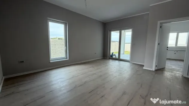 Duplex Despartit | Curte mare | Pozitie buna | Toate utilita - Mosnita Veche (Timis)