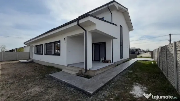 Duplex Despartit | Curte mare | Pozitie buna | Toate utilita - Mosnita Veche (Timis)