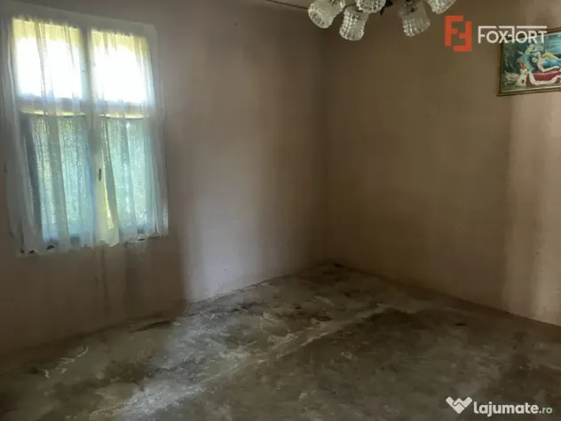 COMISION 0 % Paru - Lugoj, Casa cu 8 camere, teren 1150 mp - Paru (Timis)