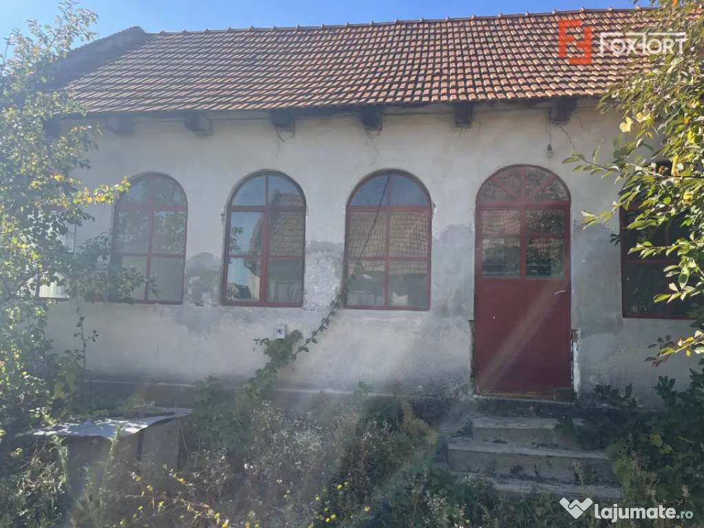 COMISION 0 % Paru - Lugoj, Casa cu 8 camere, teren 1150 mp - Paru (Timis)
