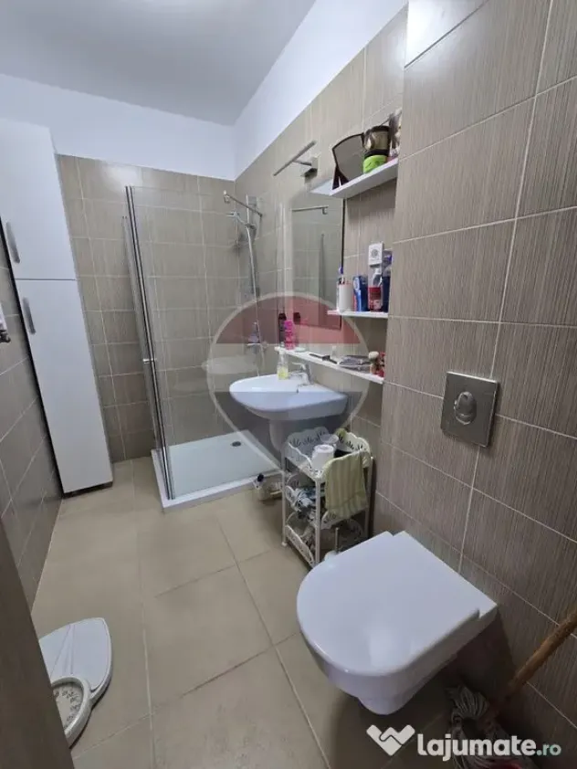 DE INCHIRIAT Apartament cu 3 camere în Club Lac Snagov - Snagov (Bucuresti-Ilfov)