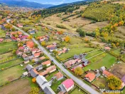 Casa cu anexe si 1.169 mp teren intravilan, in Zagon, judetu 