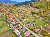 Casa cu anexe si 1.169 mp teren intravilan, in Zagon, judetu