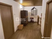 Casa individuala 5 camere, independenta energetic - Dobrovat 