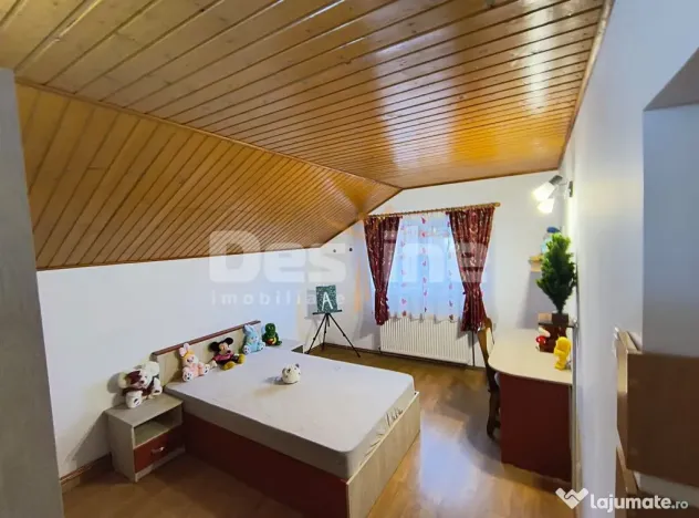 Casa individuala 5 camere, independenta energetic - Dobrovat - Dobrovat (Iasi)