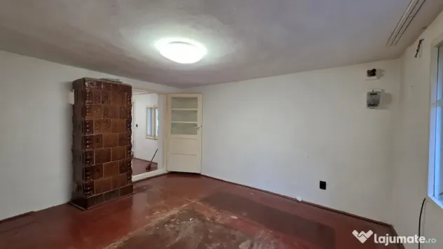 Casa individuala cu 4 camere, curte generoasa si anexa in Pl - Timisoara (Timis)
