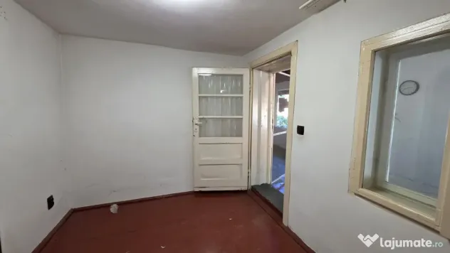 Casa individuala cu 4 camere, curte generoasa si anexa in Pl - Timisoara (Timis)