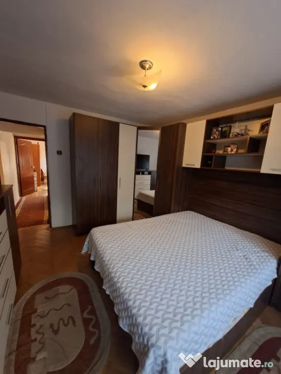 Apartament 3 camere, 78 mp, zona George Enescu - Craiova (Dolj)