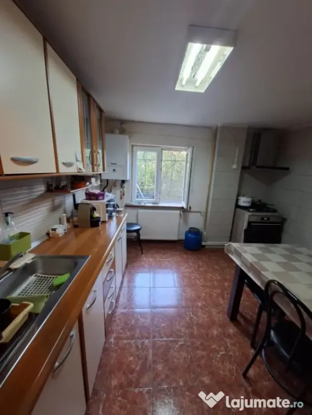 Apartament 3 camere, 78 mp, zona George Enescu - Craiova (Dolj)