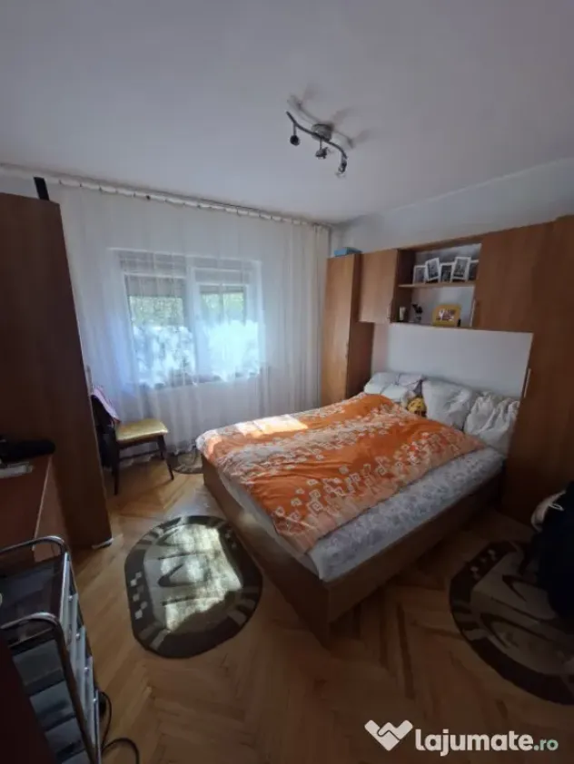 Apartament 3 camere, 78 mp, zona George Enescu - Craiova (Dolj)