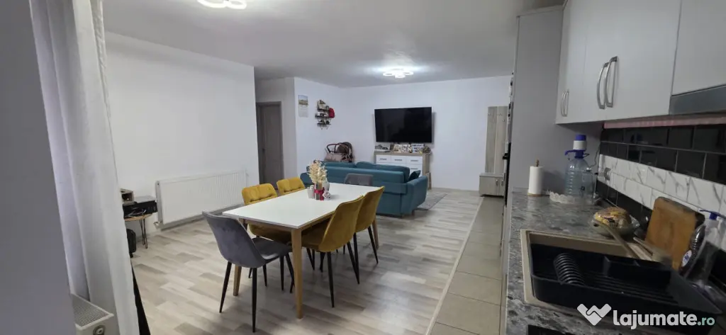 Apartament cu 2 camere, 54 mp, balcon, parcare | zona Terra, - Floresti (Cluj)