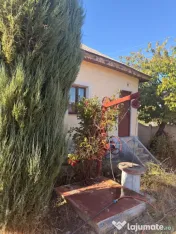 Casa parter, 83 mp, teren 898 mp, Dobretu
