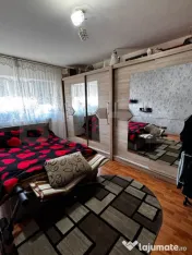 Apartament 2 camere, decomandat, zona Blocuri 