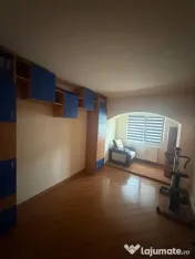 - Apartament 3 camere doua balcoane, suprafata 67mp, Vidin. 
