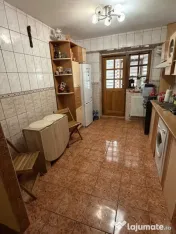 - Apartament 3 camere doua balcoane, suprafata 67mp, Vidin. 