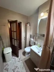 - Apartament 3 camere doua balcoane, suprafata 67mp, Vidin. 