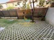 273 mp 7 camere 52 mp curte trifazic 8 minute Metrou Grozăvești/Petrache Poenaru