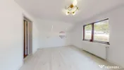 Casă / Vilă cu 15 camere de vânzare în zona Brebina 
