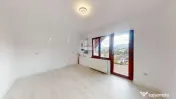Casă / Vilă cu 15 camere de vânzare în zona Brebina 