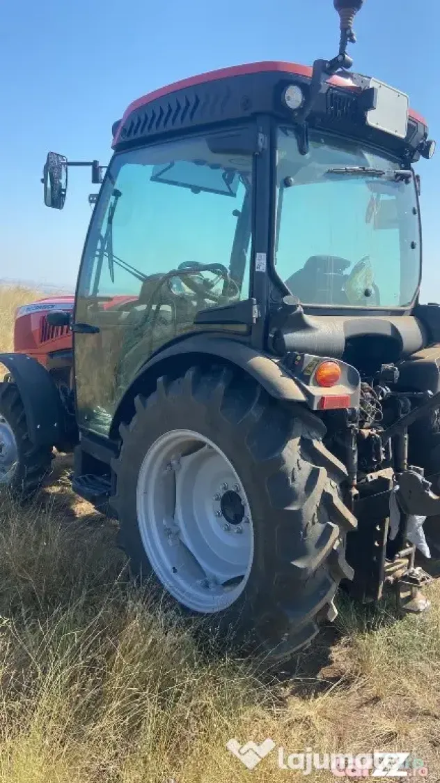 Tractor MCCORMICK - Buzau (Buzau)