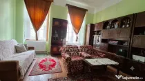 Apartament la casa, 3 camere Etaj 1