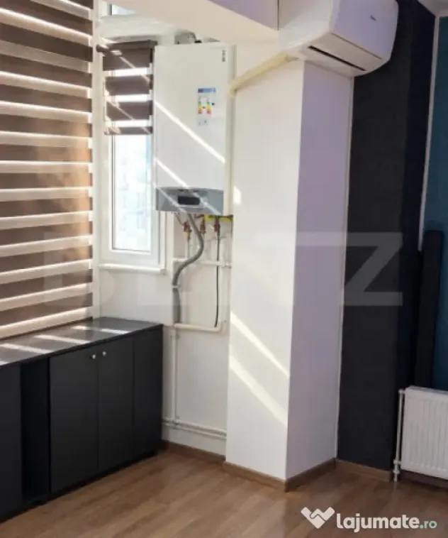 Apartament cu 3 camere, decomandat, 92 mp, renovat integral - Pitesti (Arges)