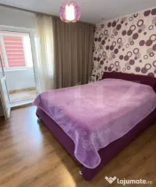 Apartament cu 3 camere, decomandat, 92 mp, renovat integral