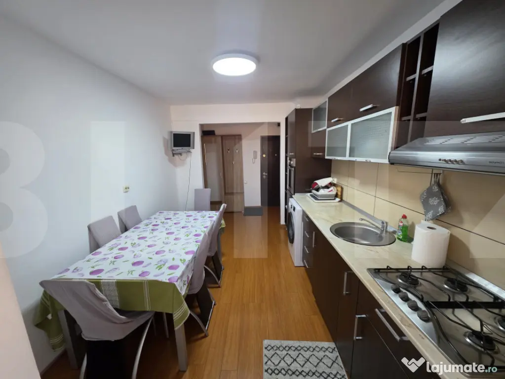 Apartament 2 camere, decomandat- zona Republicii - Ploiesti (Prahova)
