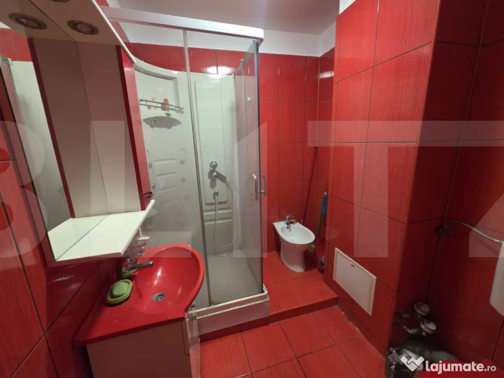 Apartament 2 camere, decomandat- zona Republicii - Ploiesti (Prahova)
