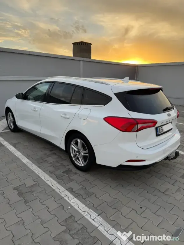 Ford Focus 2020, Carte service, Garantie 1 an, Pretul include TVA