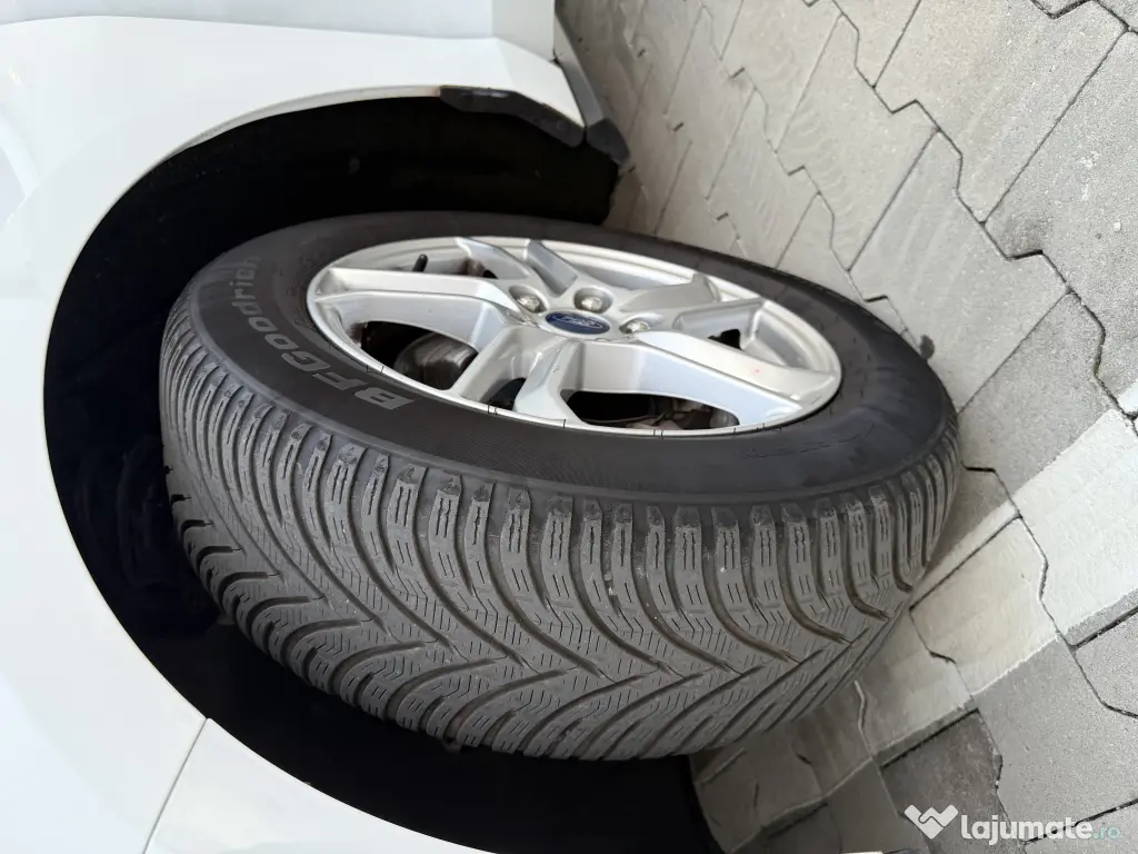 Ford Focus 2020, Carte service, Garantie 1 an, Pretul include TVA