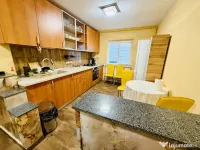 Apartament 3 camere zona Uverturii la 10 min de metrou Gorju 