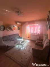Apartament 3 camere de vânzare – Strada Păcii