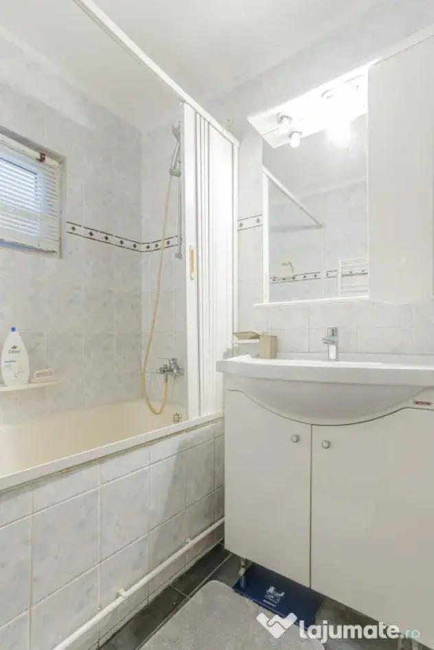 Apartament cu 3 camere de închiriat – Zona Balada - Constanta (Constanta)